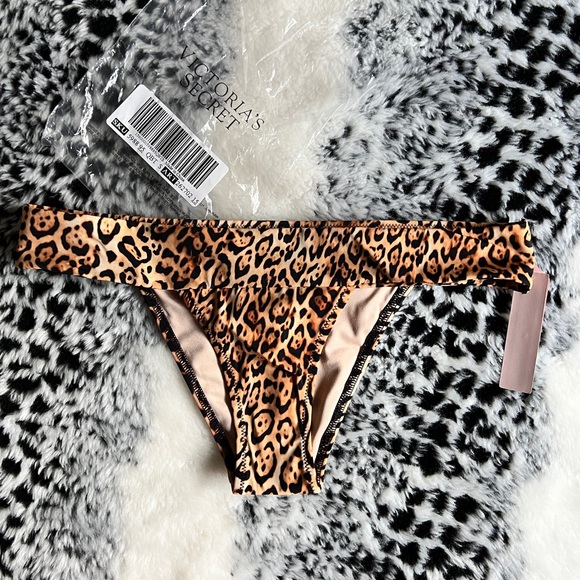 VICTORIA'S SECRET Swim Pelosa Brazilian Leopard Swim Bottom NWT S HTF - Picture 4 of 10